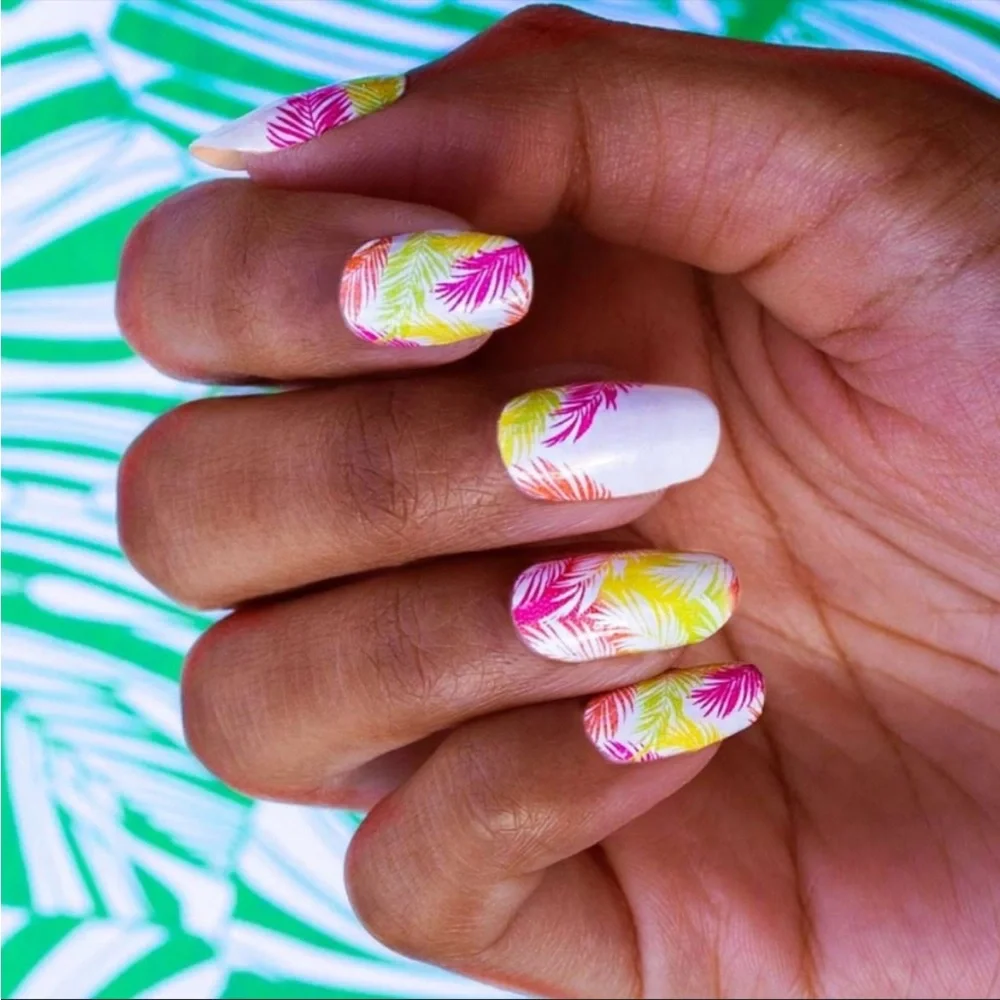 *Retired* Color Street: Frond of You | Tropical Summer Island Neon White Palm - Picture 1 of 10